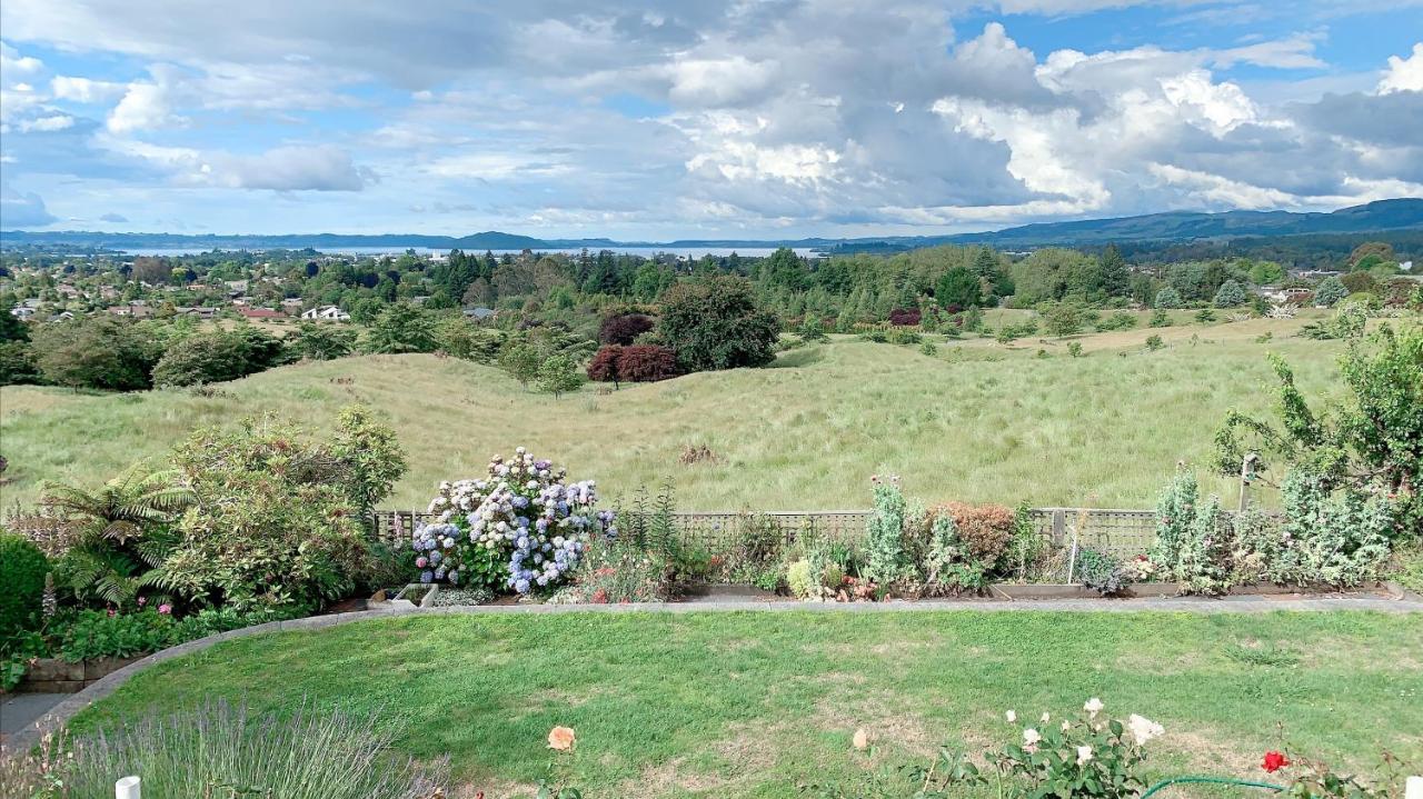 Panoramic View Apartment Without A Kitchen Distretto di Distretto di Rotorua Esterno foto